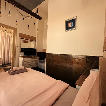 Boutique Yes For 3*
